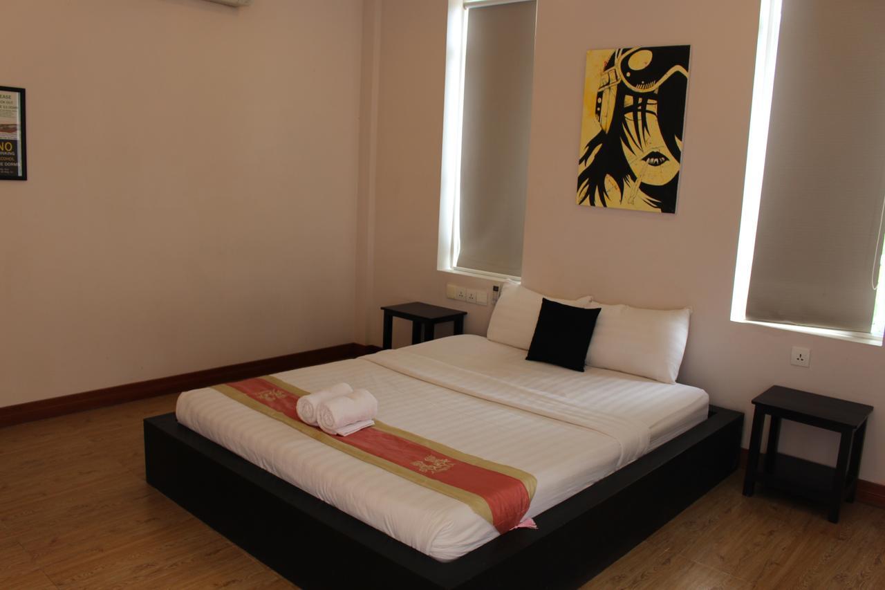 Mad Monkey Hostel Kampot (Adults Only) Exterior photo