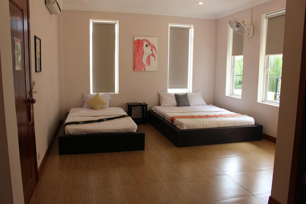 Mad Monkey Hostel Kampot (Adults Only) Exterior photo