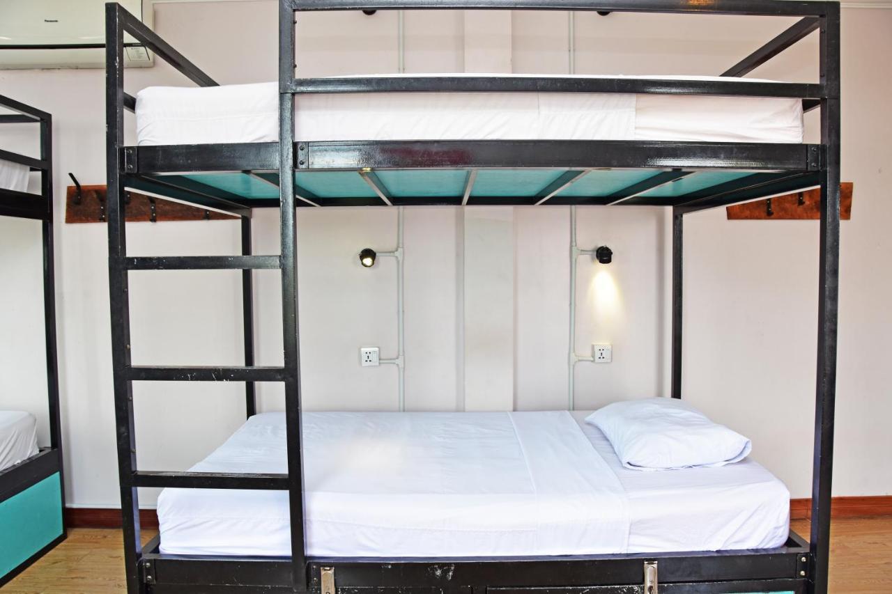 Mad Monkey Hostel Kampot (Adults Only) Exterior photo
