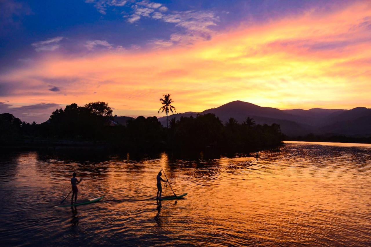Mad Monkey Hostel Kampot (Adults Only) Exterior photo