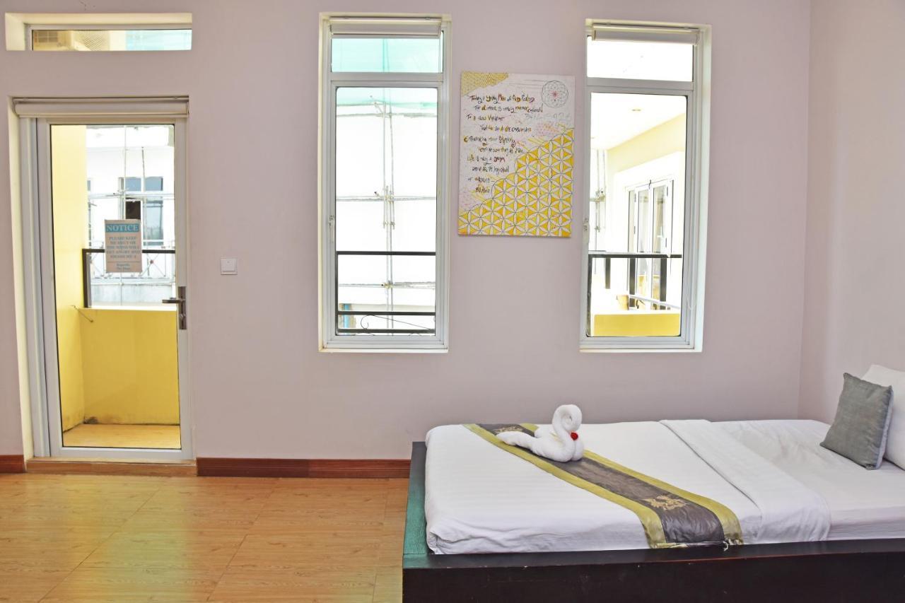Mad Monkey Hostel Kampot (Adults Only) Exterior photo