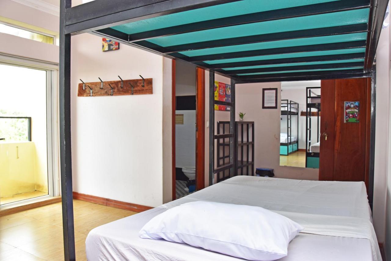 Mad Monkey Hostel Kampot (Adults Only) Exterior photo