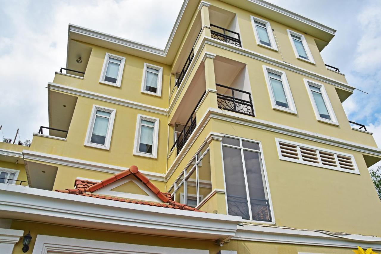 Mad Monkey Hostel Kampot (Adults Only) Exterior photo