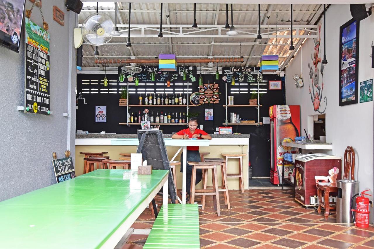 Mad Monkey Hostel Kampot (Adults Only) Exterior photo