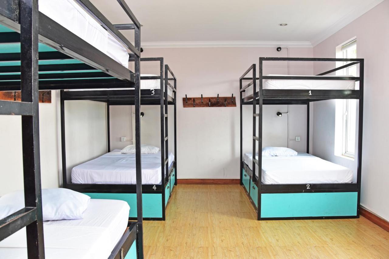 Mad Monkey Hostel Kampot (Adults Only) Exterior photo