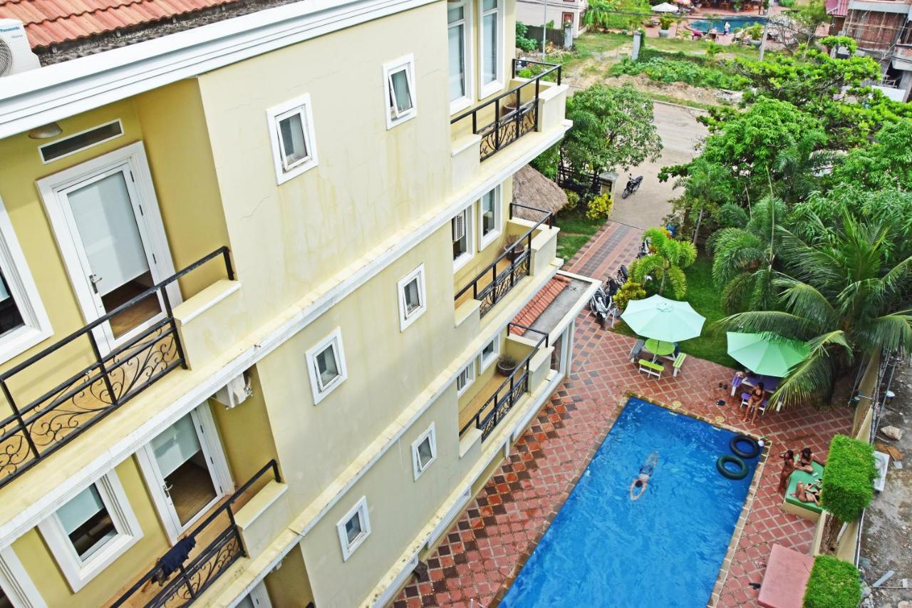 Mad Monkey Hostel Kampot (Adults Only) Exterior photo